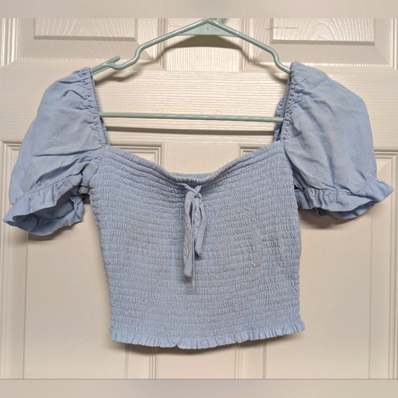 Wilfred Aritzia Womens Small Smocked Cropped Blouse Light Blue Square Neck Boho - Picture 1 of 7